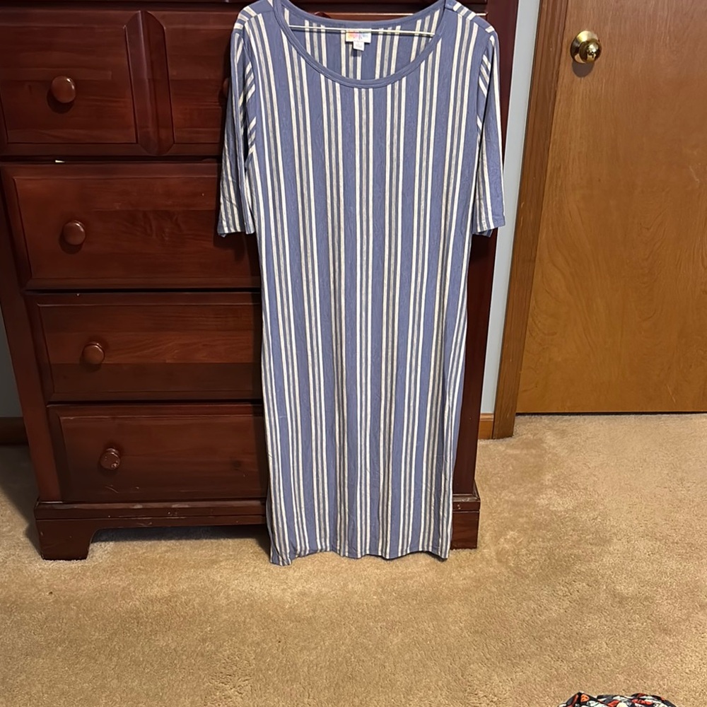 LuLaRoe Blue Gray Midi Dress Crew Neck